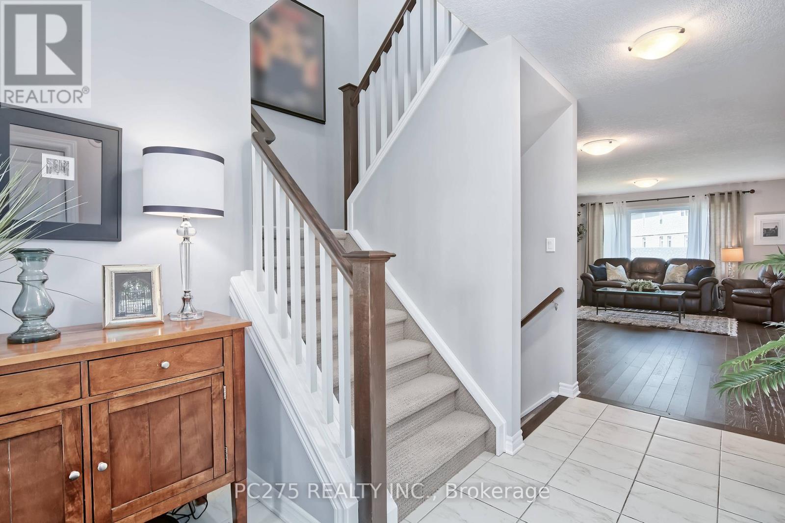 20 Honey Bend, St. Thomas, ON - Indoor Photo Showing Other Room