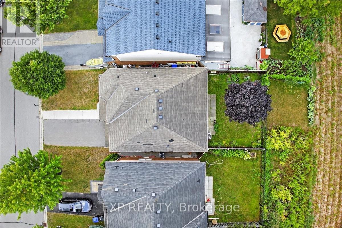 38 John W Taylor Avenue, New Tecumseth, ON - Outdoor