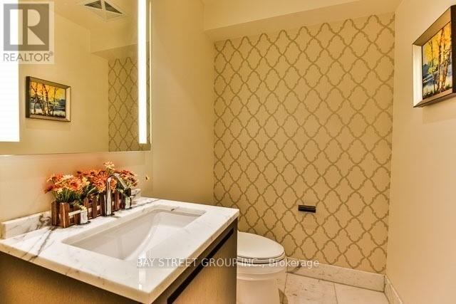 4207 - 180 University Avenue, Toronto, ON - Indoor Photo Showing Bathroom