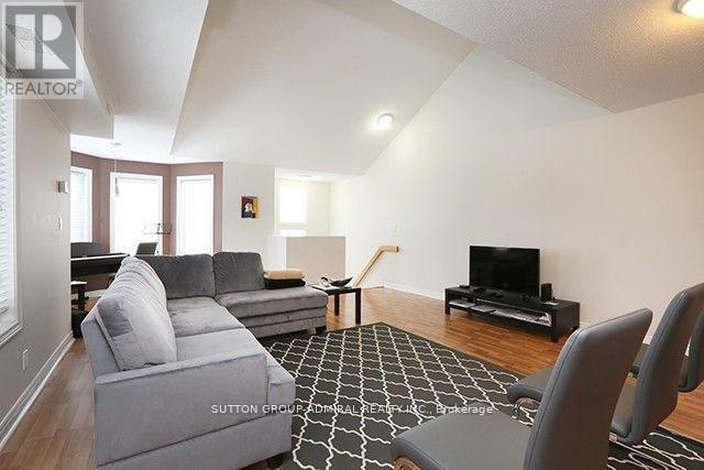301 - 12 Brian Peck Crescent, Toronto, ON - Indoor Photo Showing Other Room