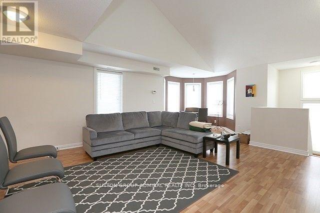 301 - 12 Brian Peck Crescent, Toronto, ON - Indoor Photo Showing Living Room