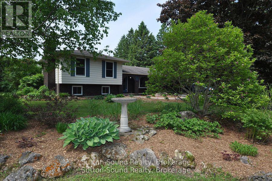 Front of House - 719140 Highway 6 Highway, Georgian Bluffs, ON - Outdoor