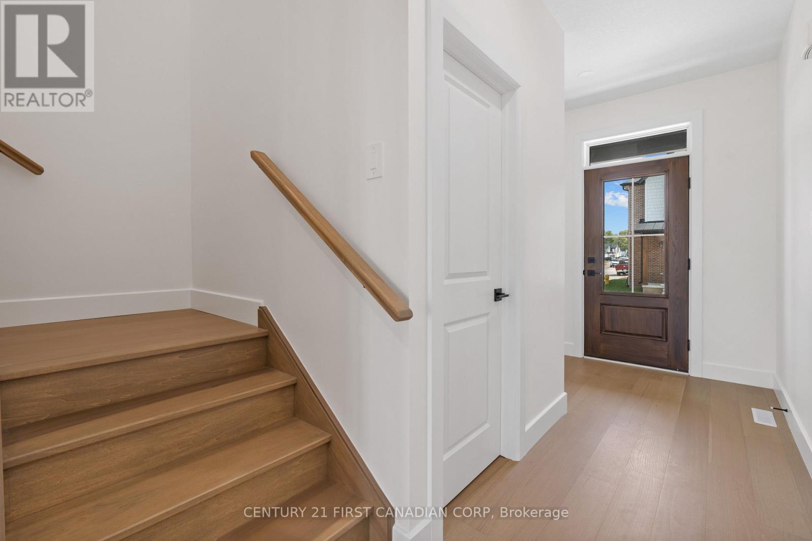 147-43(55) Scotts Drive, Lucan Biddulph (Lucan), ON - Indoor Photo Showing Other Room