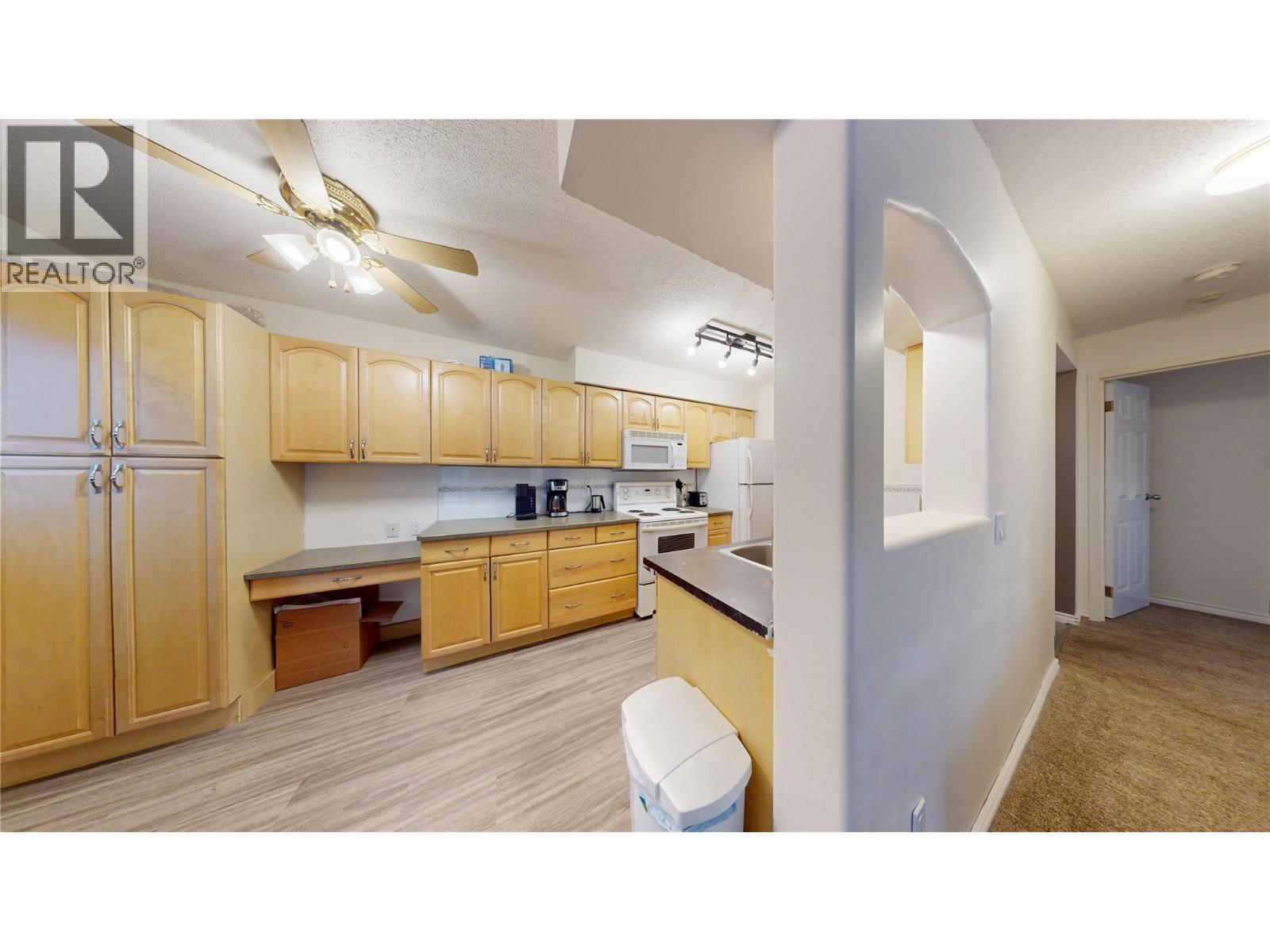 101A 1335 Alpine Drive, Elkford, BC - Indoor Photo Showing Other Room