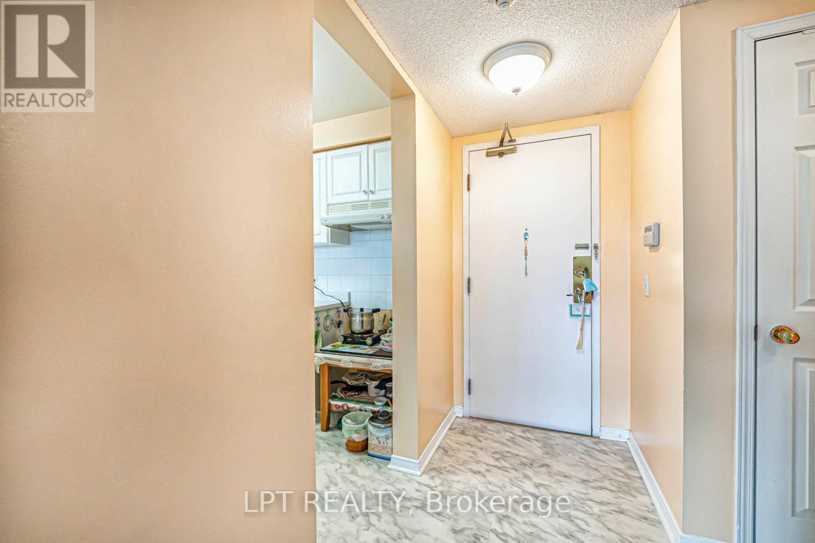1003 - 5001 Finch Avenue E, Toronto, ON - Indoor Photo Showing Other Room