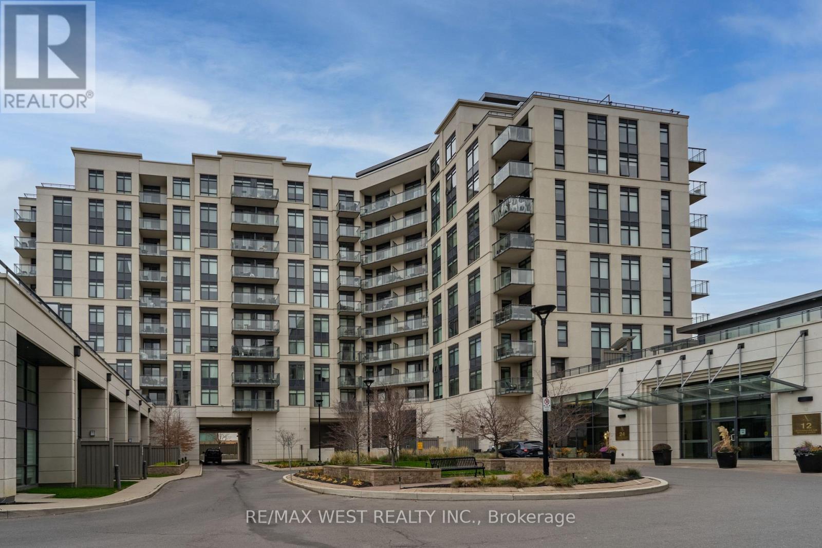 710 - 24 Woodstream Boulevard, Vaughan, ON - Outdoor With Balcony With Facade