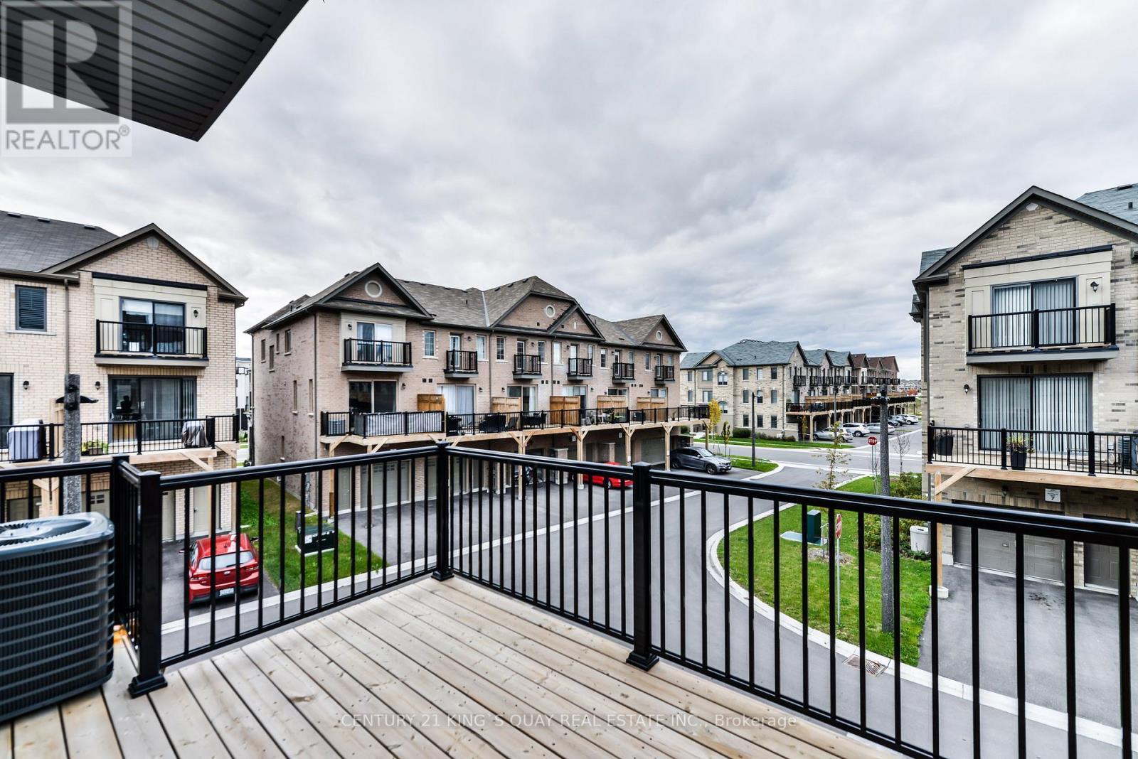 104 Frederick Wilson Avenue, Markham, ON - Outdoor