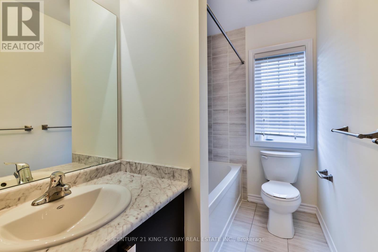 104 Frederick Wilson Avenue, Markham, ON - Indoor Photo Showing Bathroom