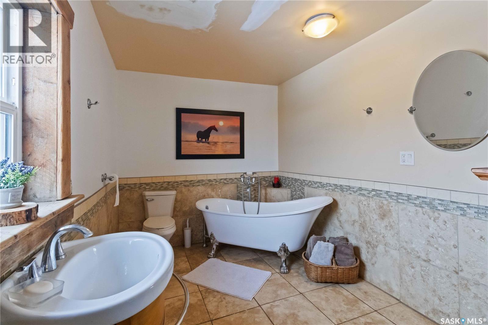 Nw27 -45-6 W 3Rd 40 Highway, Blaine Lake, SK - Indoor Photo Showing Bathroom