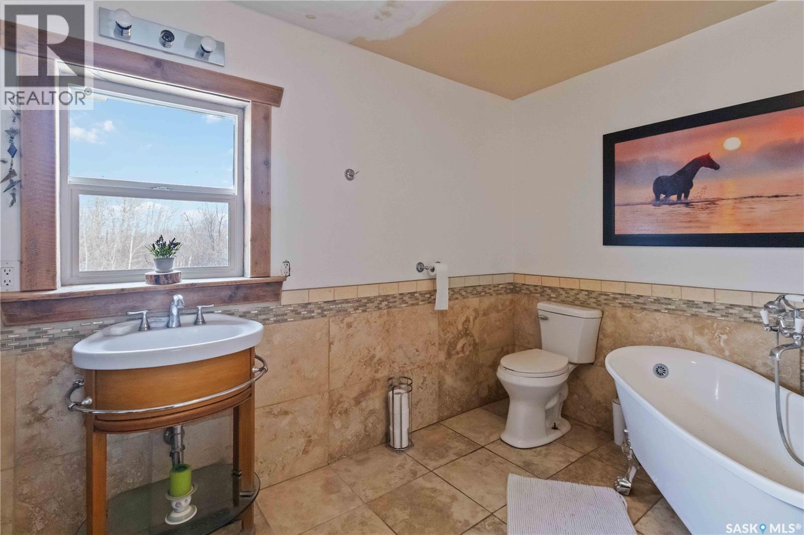 Nw27 -45-6 W 3Rd 40 Highway, Blaine Lake, SK - Indoor Photo Showing Bathroom