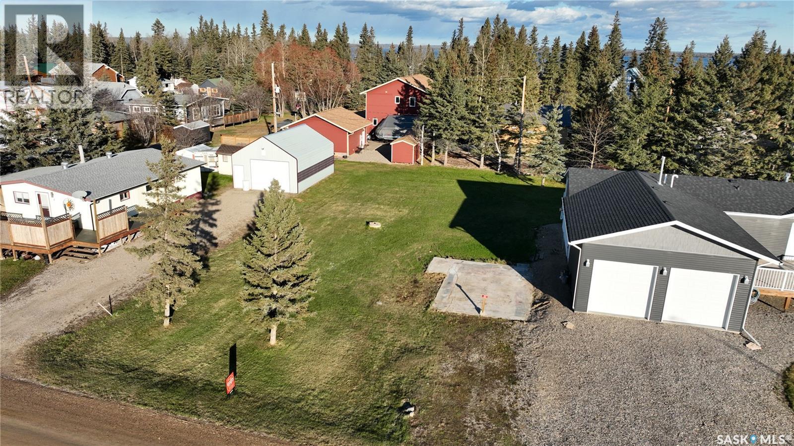 #6 Pine Crescent, Candle Lake, SK