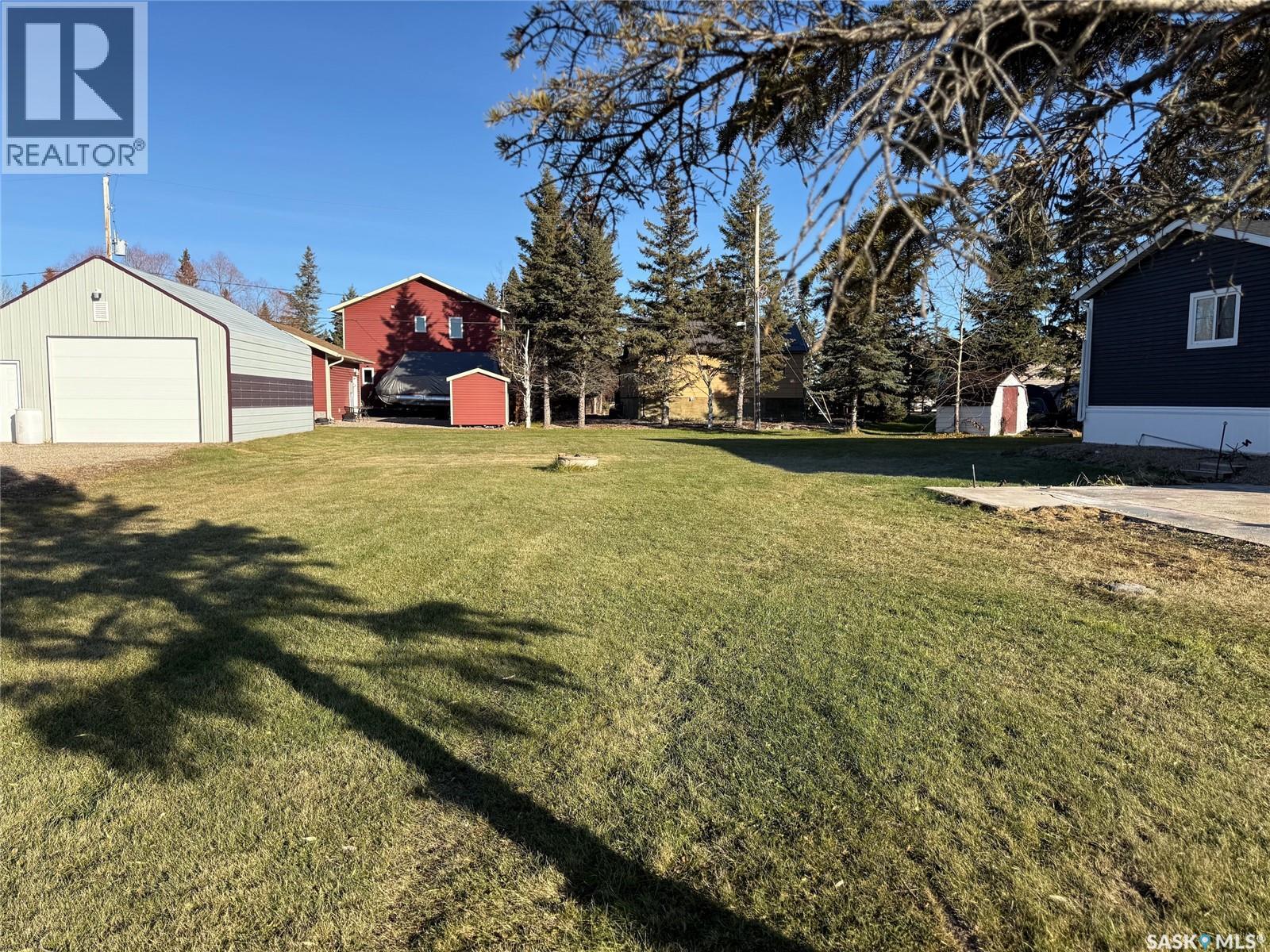 #6 Pine Crescent, Candle Lake, SK
