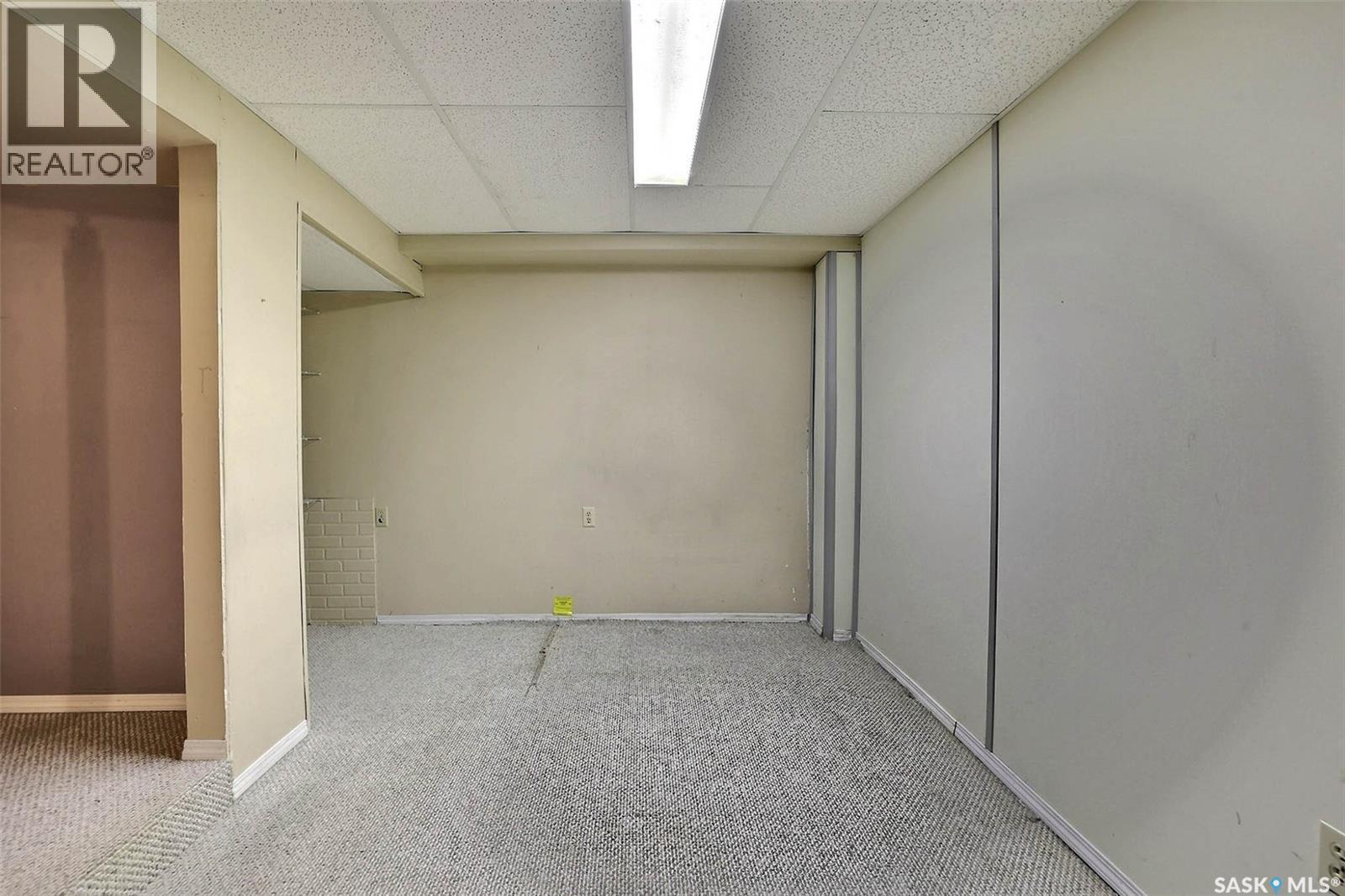 3428 Wascana Street, Regina, SK - Indoor