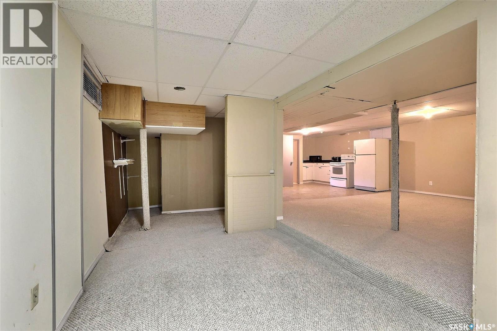 3428 Wascana Street, Regina, SK - Indoor