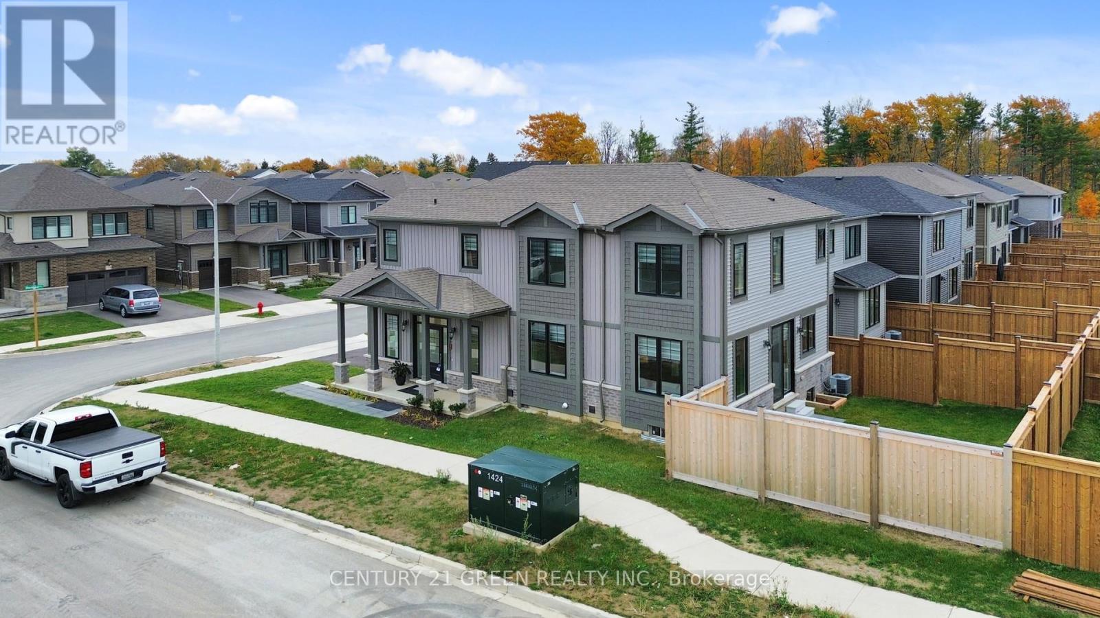 175 Blackbird Way, Hamilton, ON - Outdoor