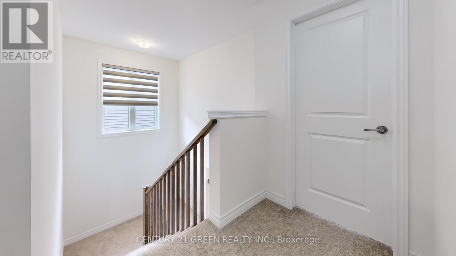 175 Blackbird Way, Hamilton, ON - Indoor Photo Showing Other Room