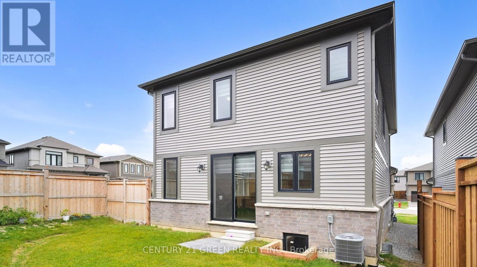 175 Blackbird Way, Hamilton, ON - Outdoor