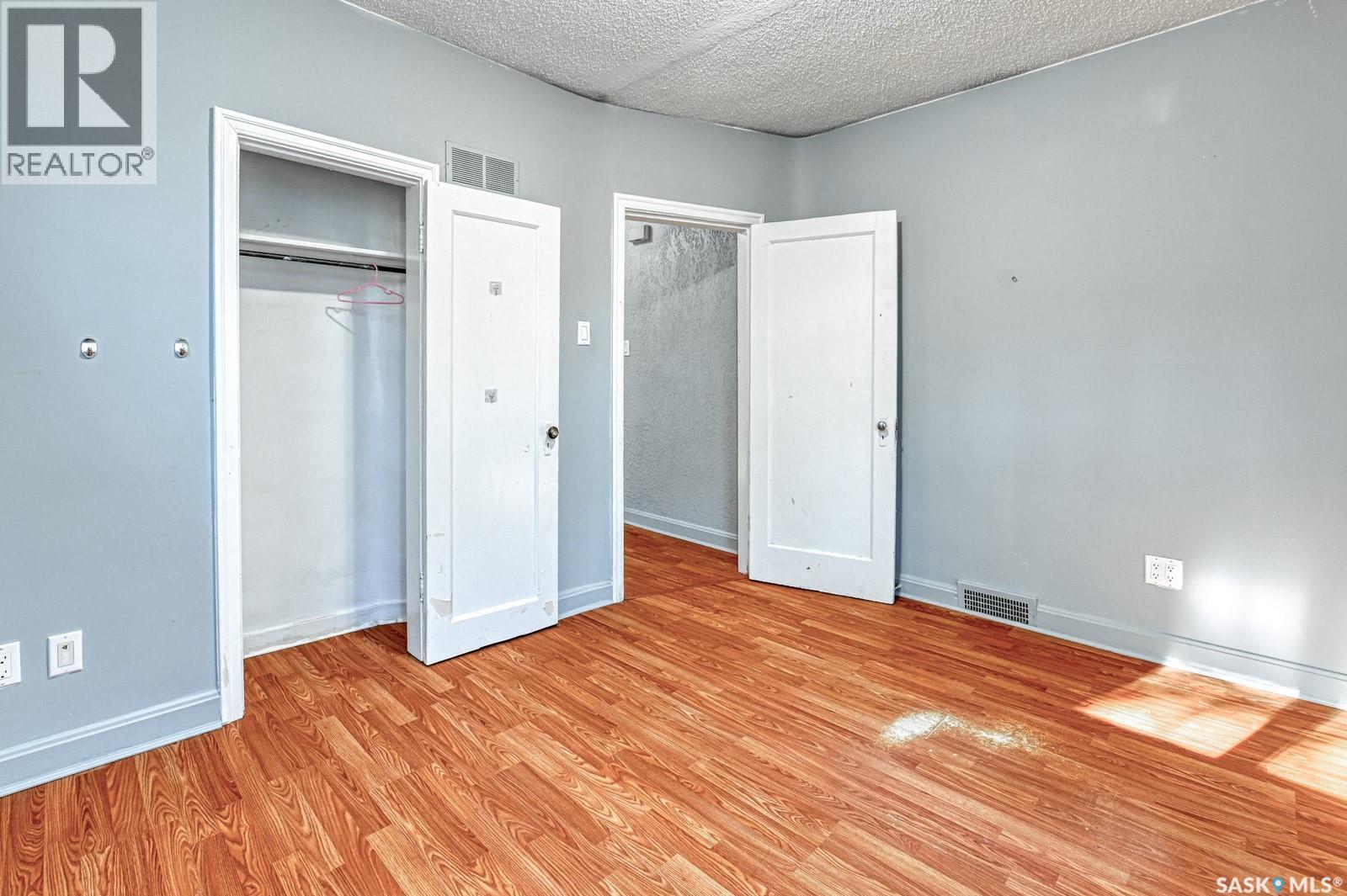 1343 Queen Street, Regina, SK - Indoor Photo Showing Other Room