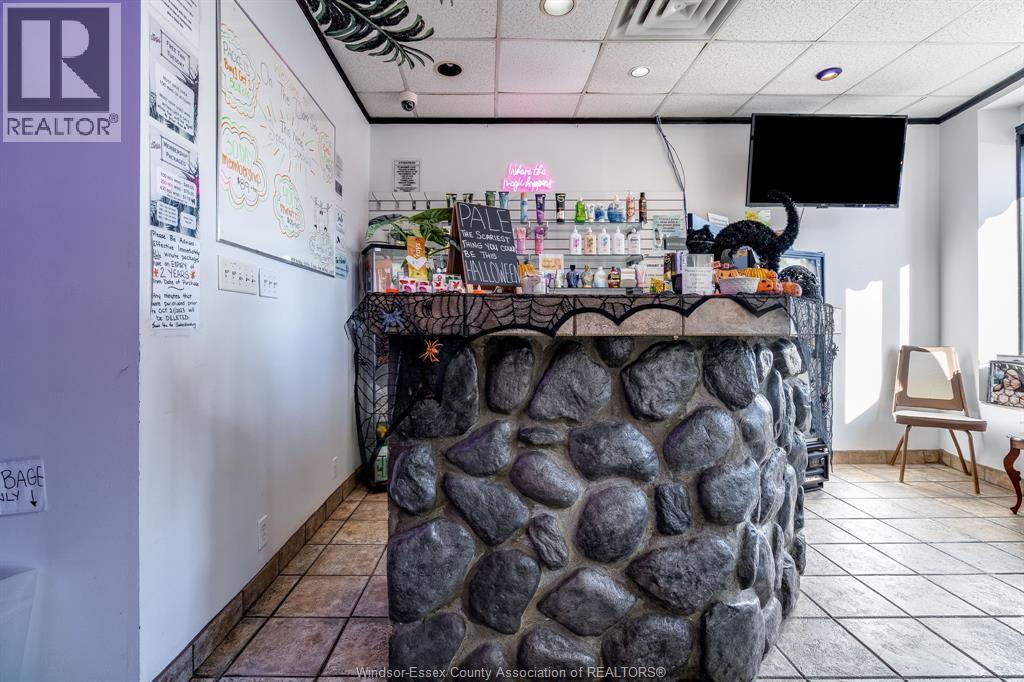 4756 Tecumseh Road, Windsor, ON