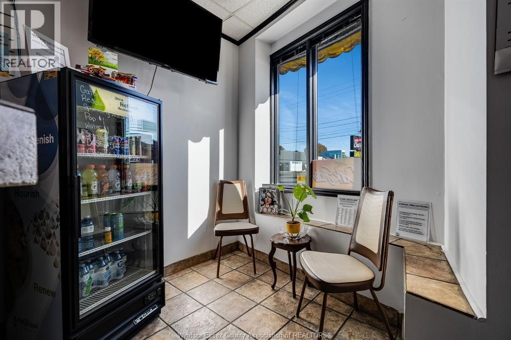 4756 Tecumseh Road, Windsor, ON