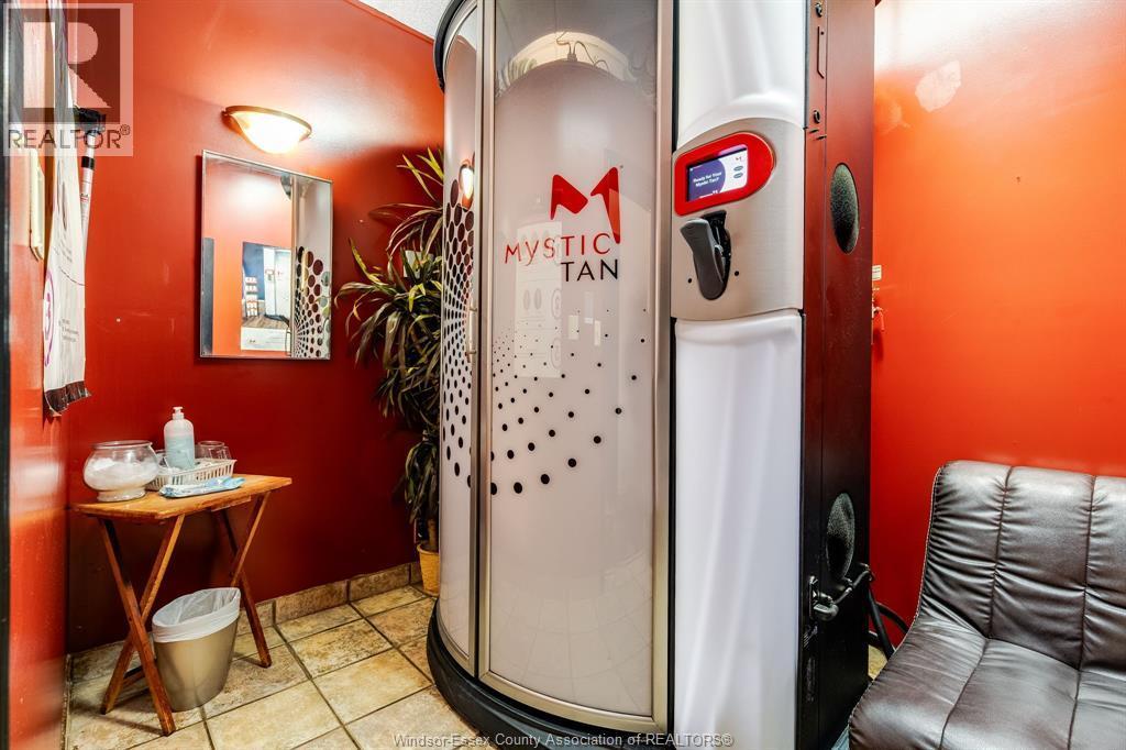 4756 Tecumseh Road, Windsor, ON