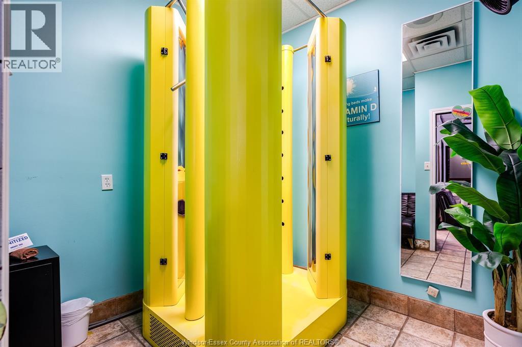 4756 Tecumseh Road, Windsor, ON