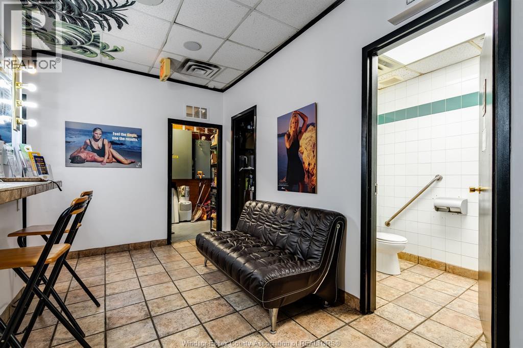 4756 Tecumseh Road, Windsor, ON