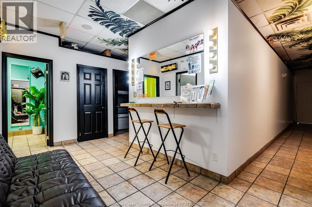 4756 Tecumseh Road, Windsor, ON