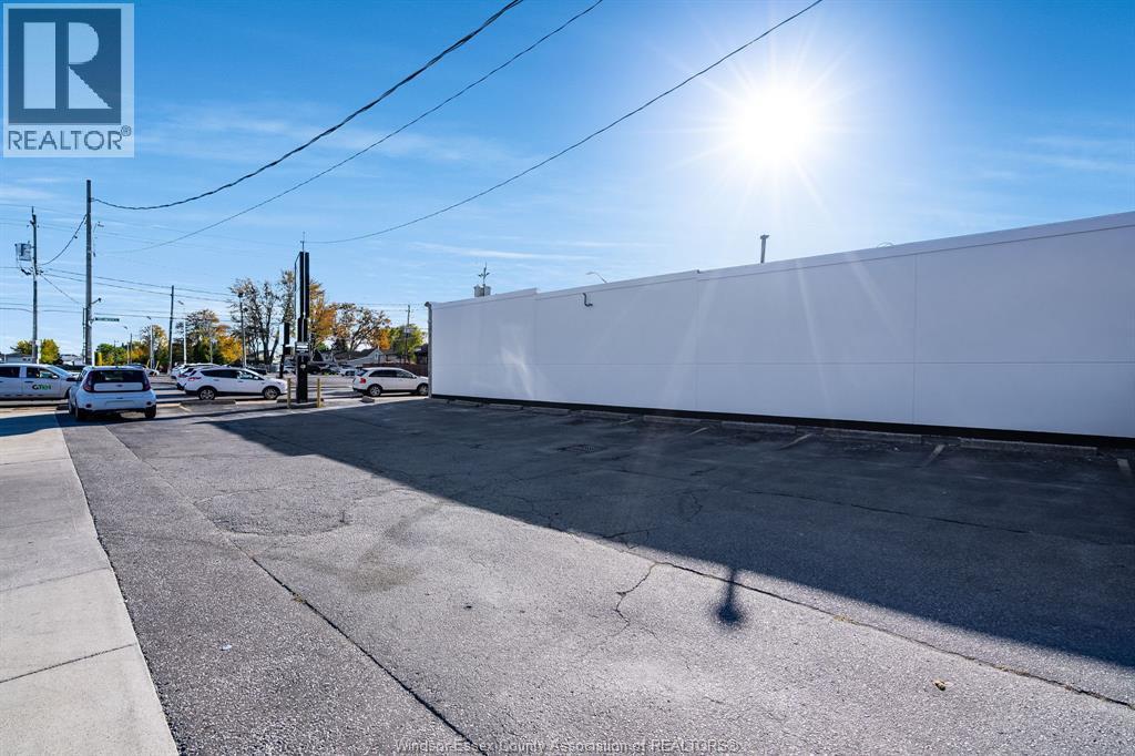 4756 Tecumseh Road, Windsor, ON