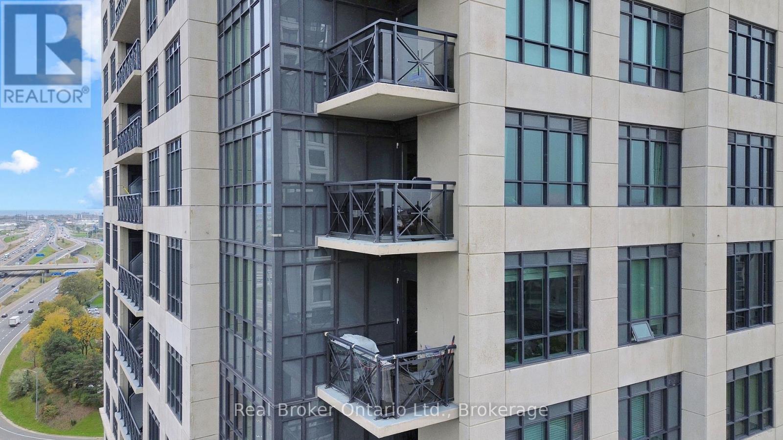 1724 - 2 Eva Road, Toronto (Etobicoke West Mall), ON - Outdoor