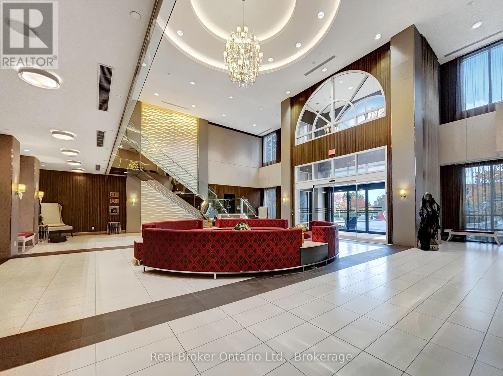 1724 - 2 Eva Road, Toronto (Etobicoke West Mall), ON - Indoor Photo Showing Other Room