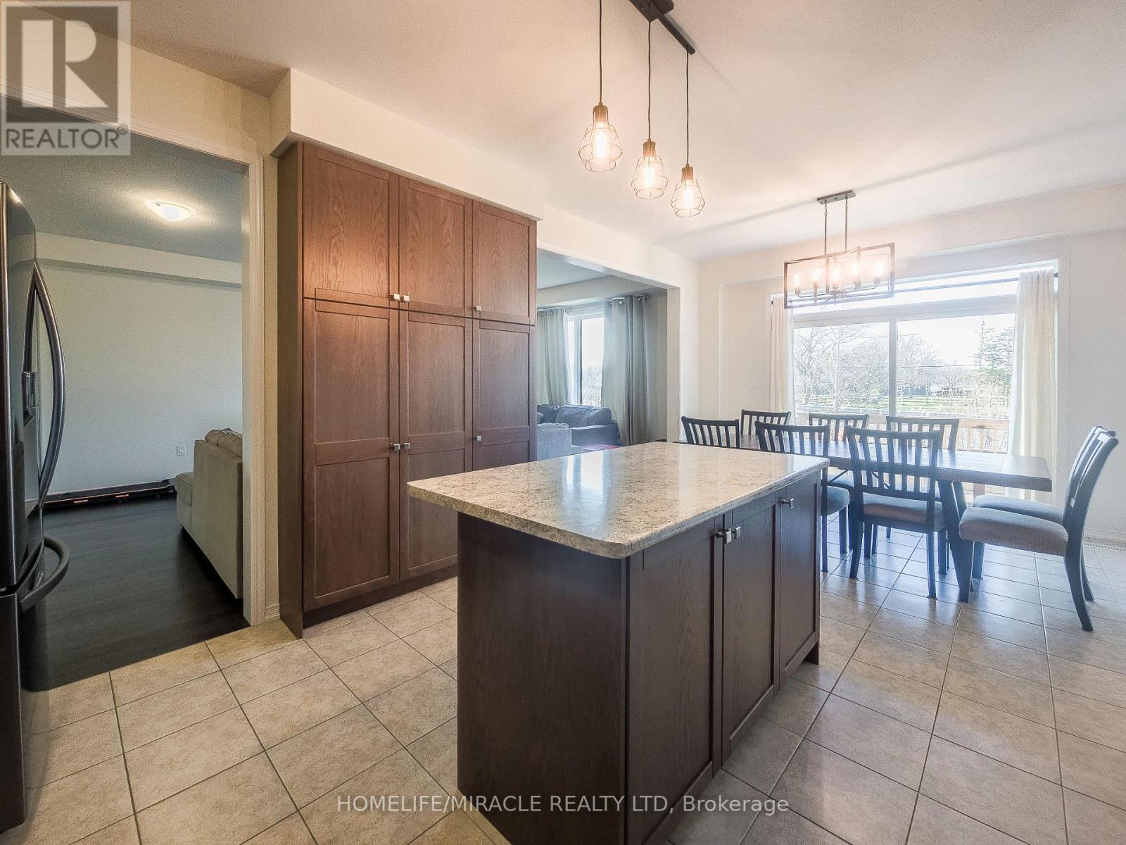 48 Esther Crescent, Thorold, ON - Indoor