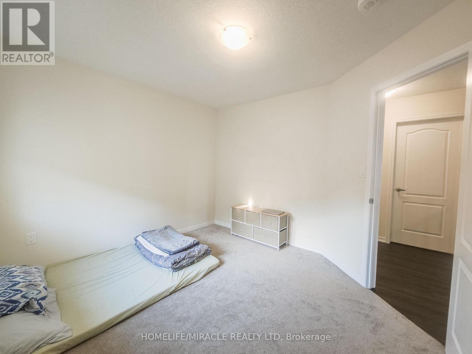 48 Esther Crescent, Thorold, ON - Indoor