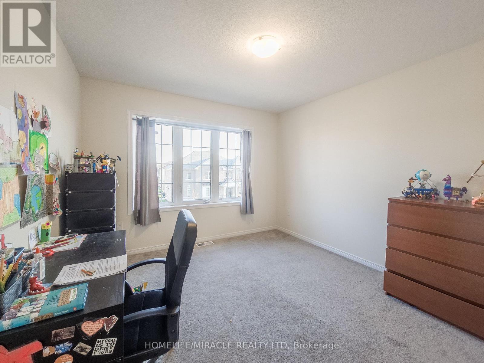 48 Esther Crescent, Thorold, ON - Indoor Photo Showing Office