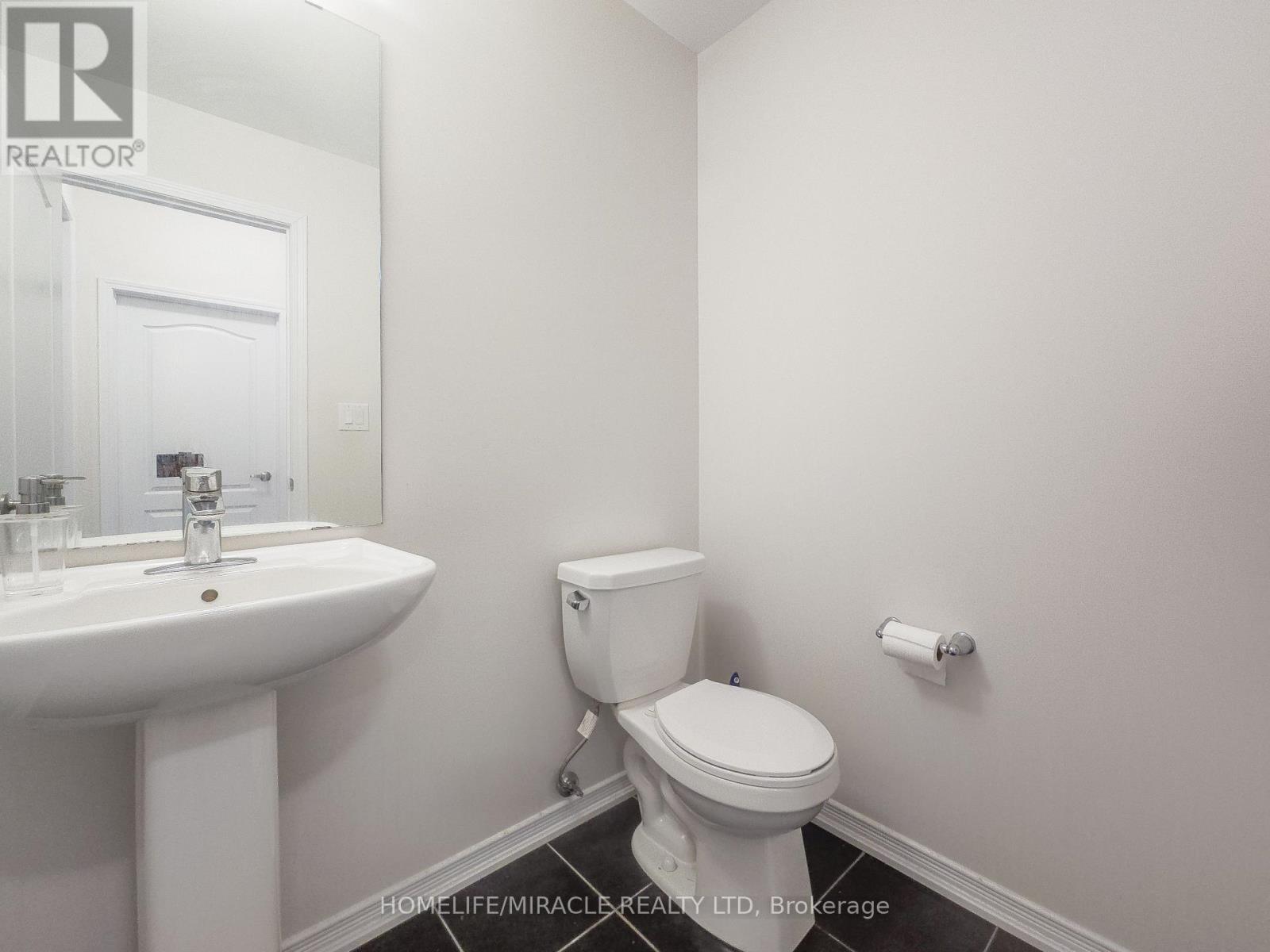 48 Esther Crescent, Thorold, ON - Indoor Photo Showing Bathroom