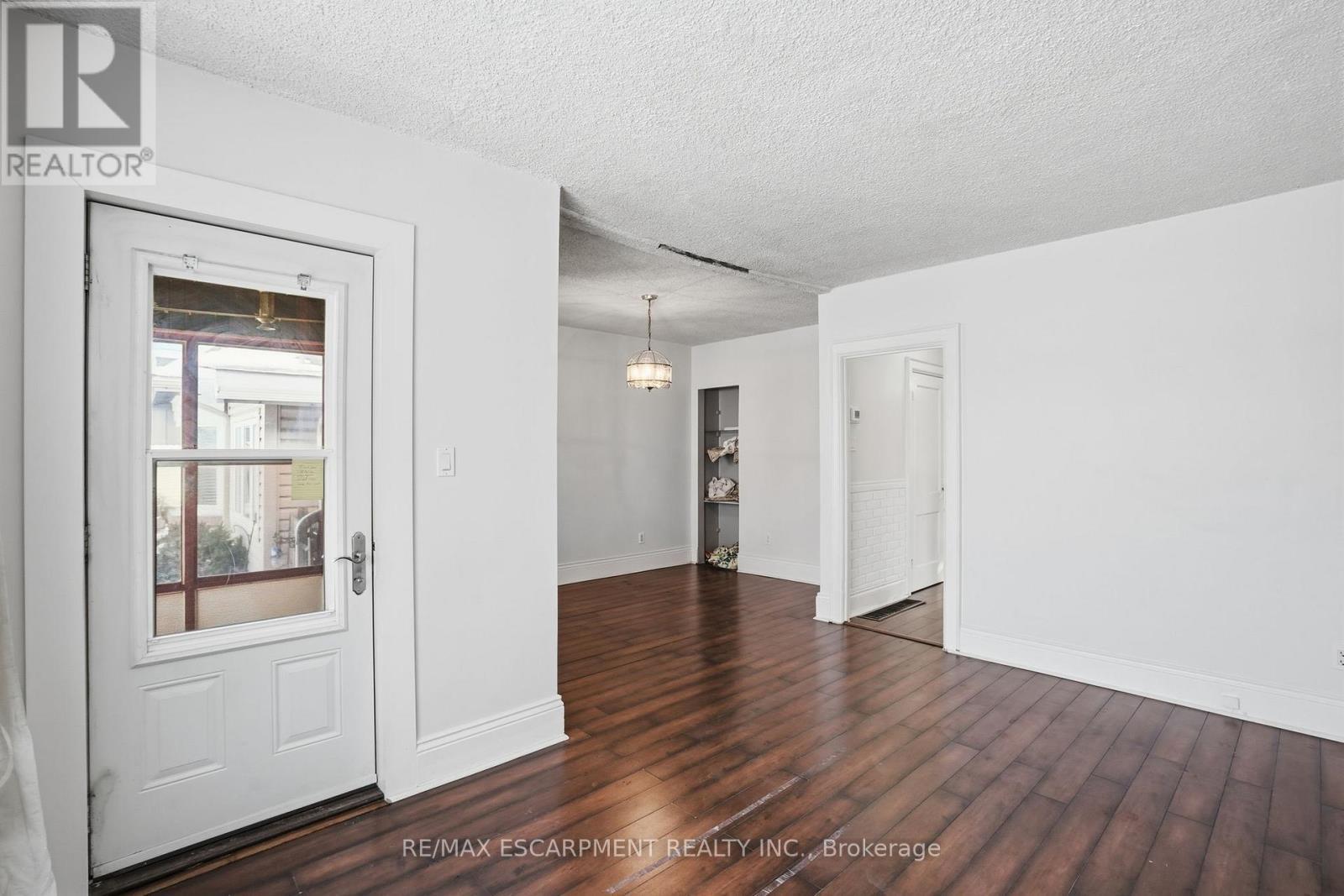 246 Cope Street, Hamilton, ON - Indoor Photo Showing Other Room