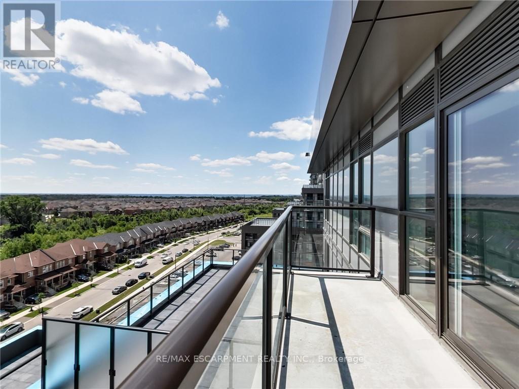 811 - 470 Dundas Street E, Hamilton, ON - Outdoor With Balcony With View With Exterior