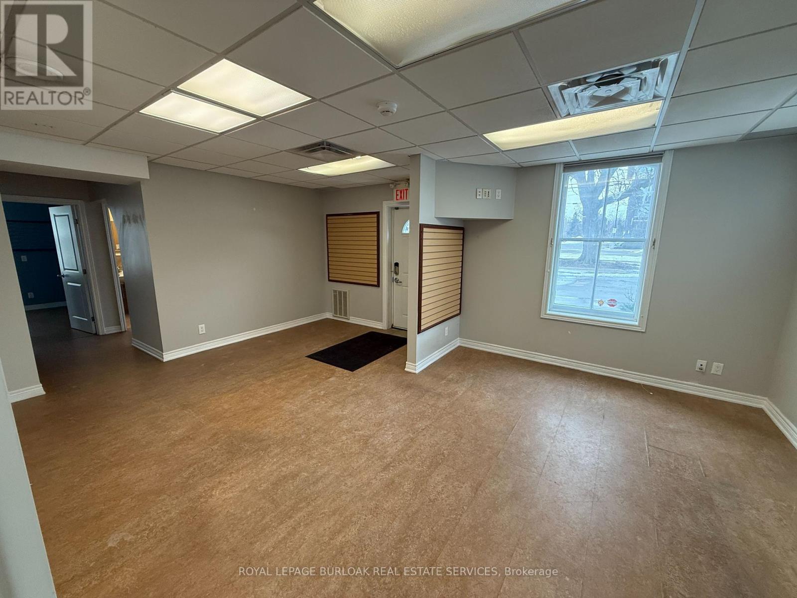 446 Plains Road E, Burlington, ON