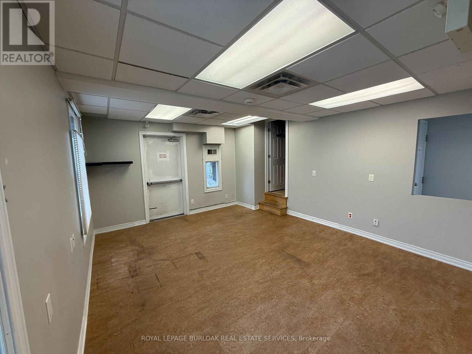 446 Plains Road E, Burlington, ON