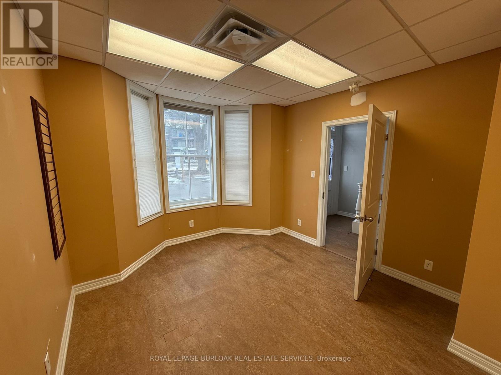 446 Plains Road E, Burlington, ON