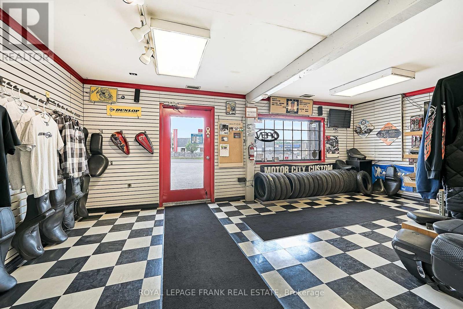 287 Dean Avenue, Oshawa (Central), ON