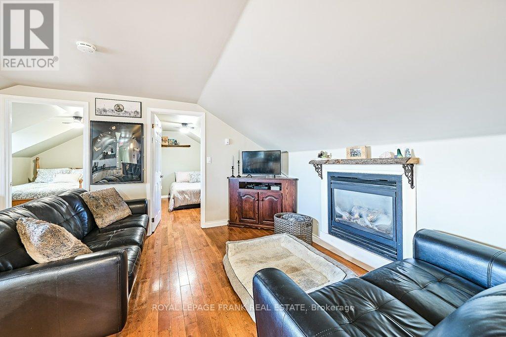 16121 Island Road, Scugog, ON