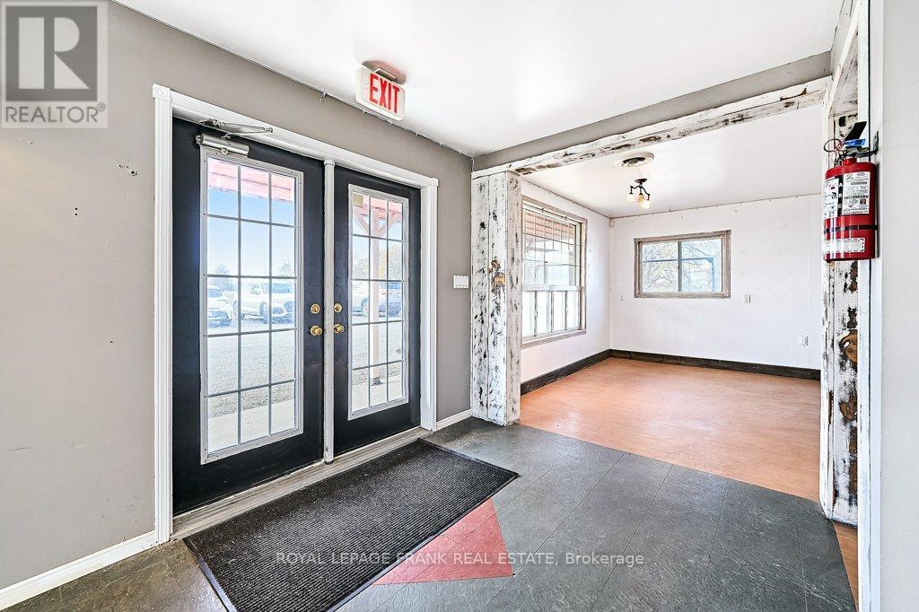 Main Floor Retail - 16121 Island Road, Scugog, ON