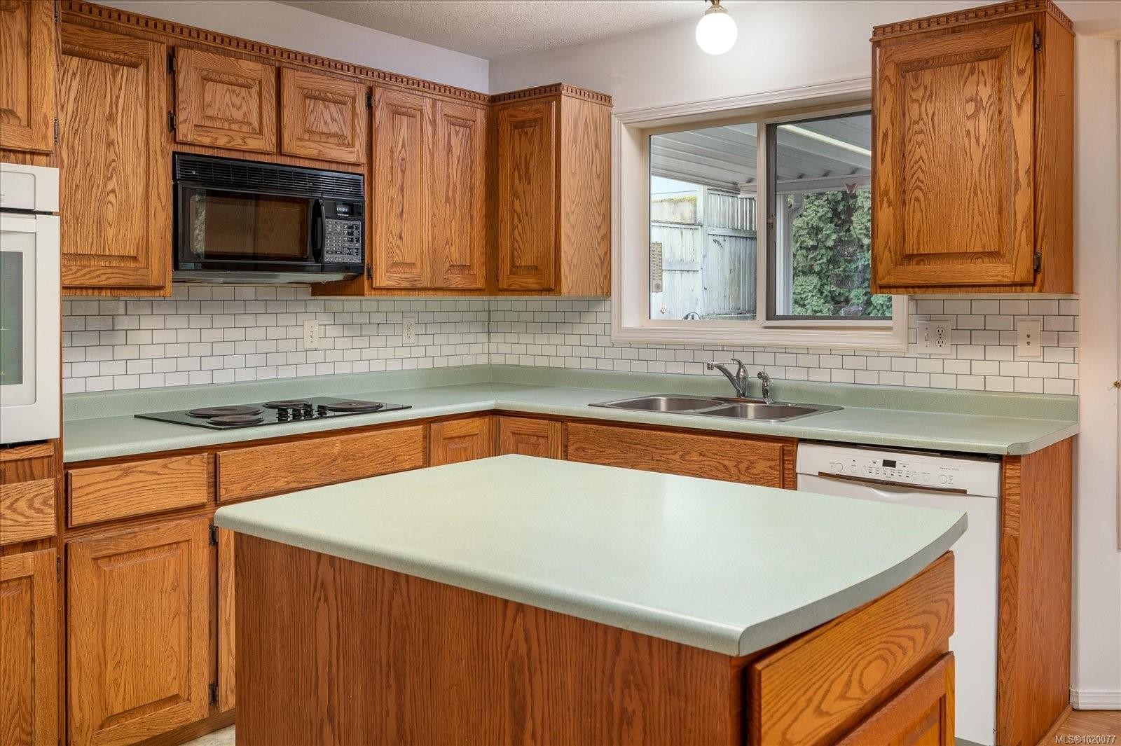 813 Cameron Way, Ladysmith, BC