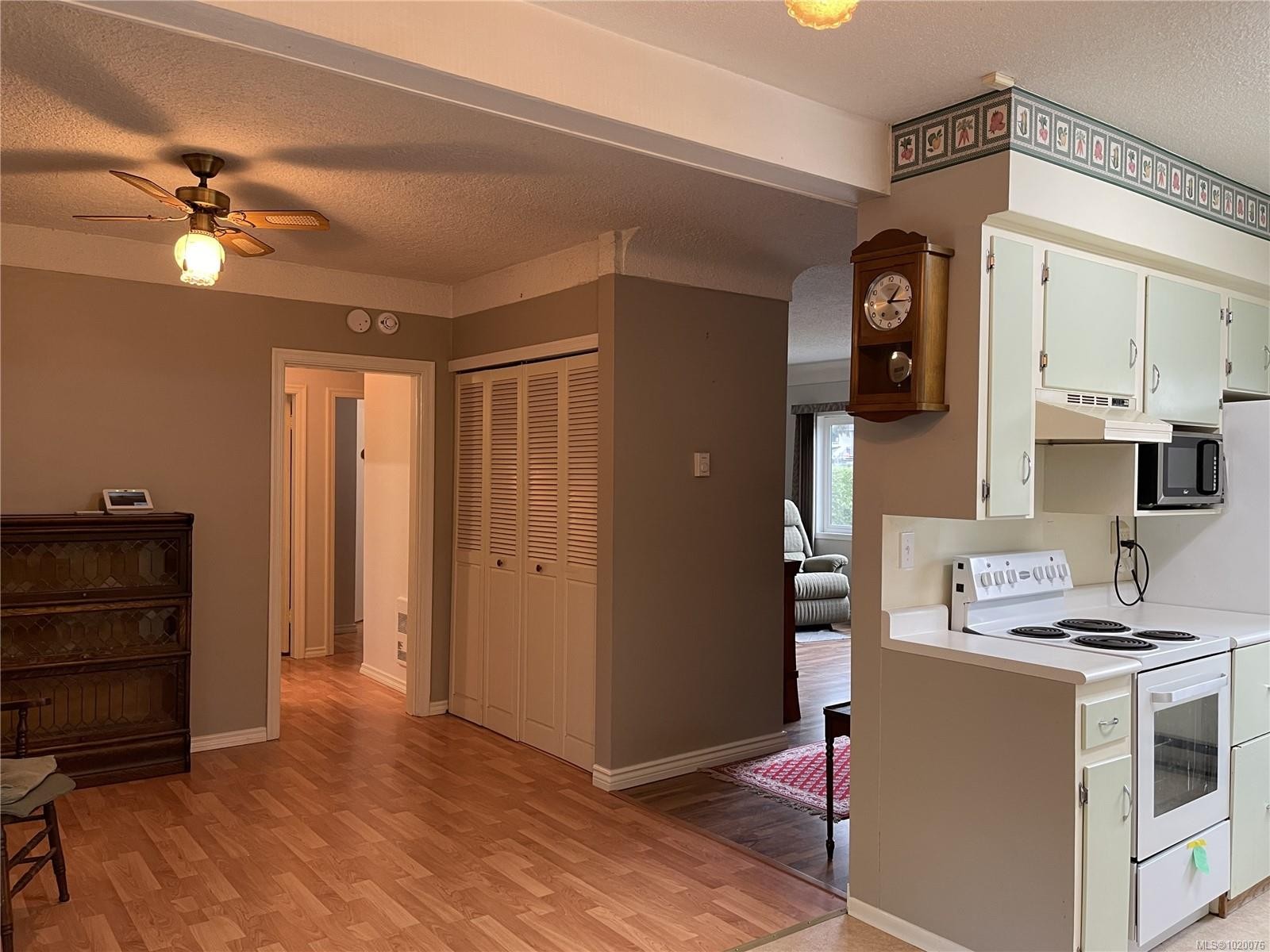 4301 Arrowsmith Rd, Port Alberni, BC