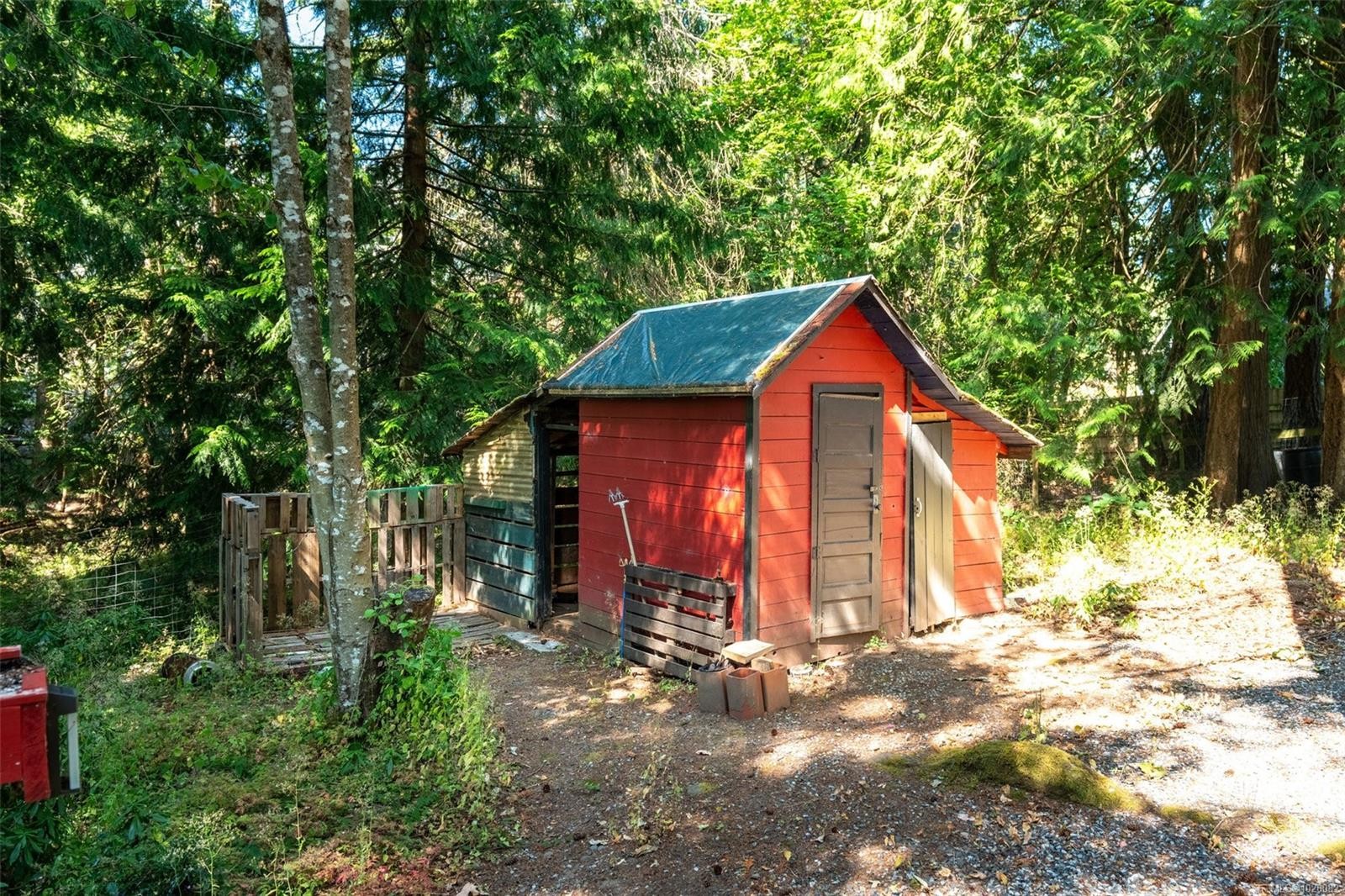 1725 Elford Rd, Shawnigan Lake, BC