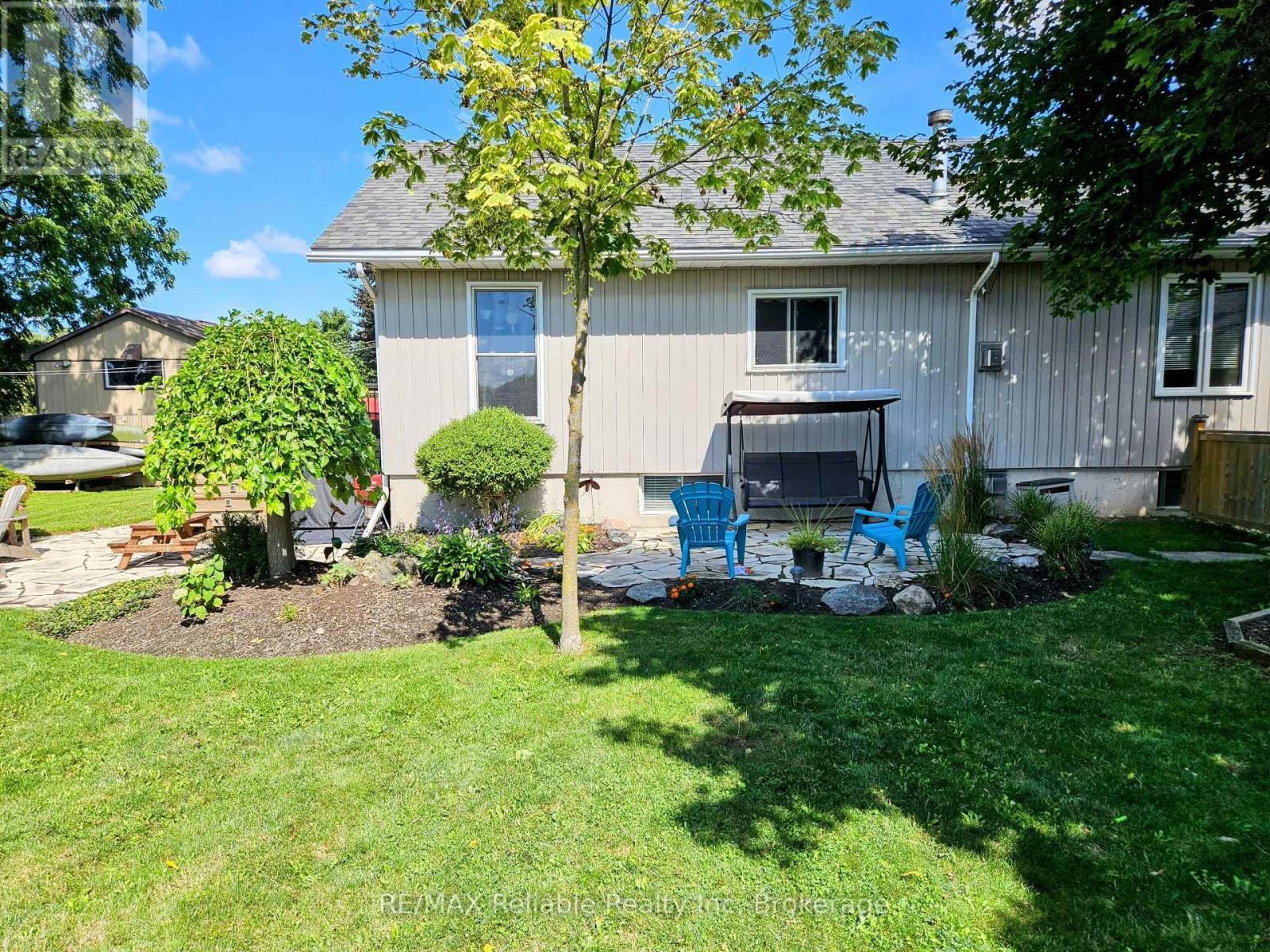 212 James Street, Central Huron (Clinton), ON - Outdoor