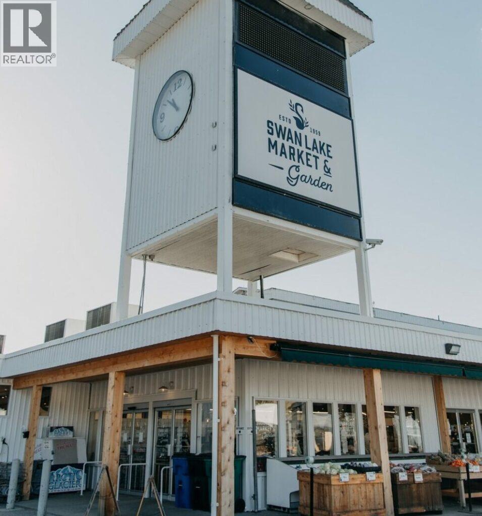 7920 Highland Road, Vernon, BC