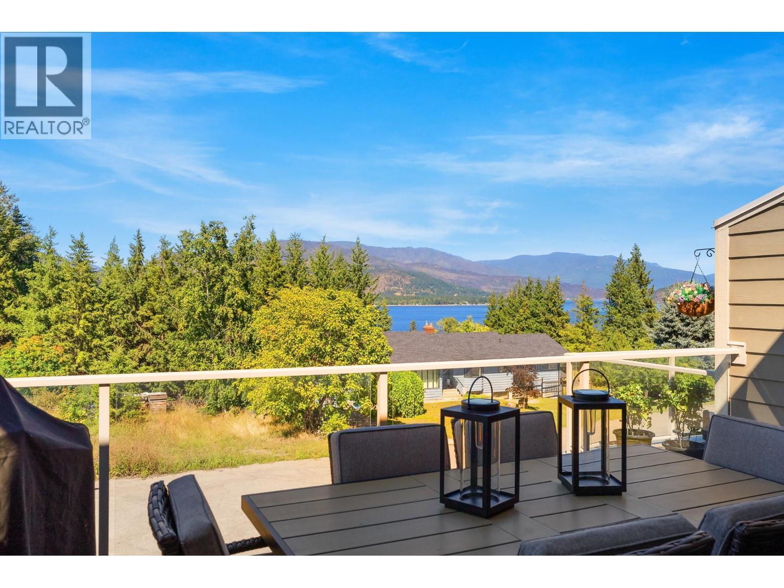 2802 Henstridge Road Unit# 2, Sorrento, BC - Outdoor With Deck Patio Veranda With View