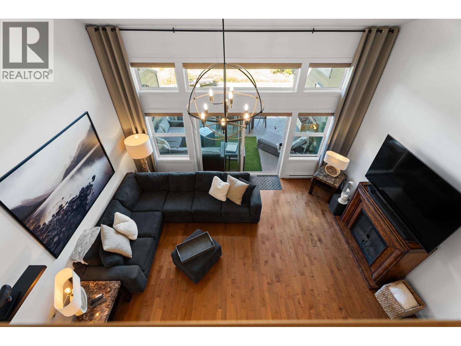 2802 Henstridge Road Unit# 2, Sorrento, BC - Indoor